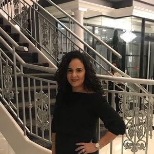 Meet your Posher, Sonia